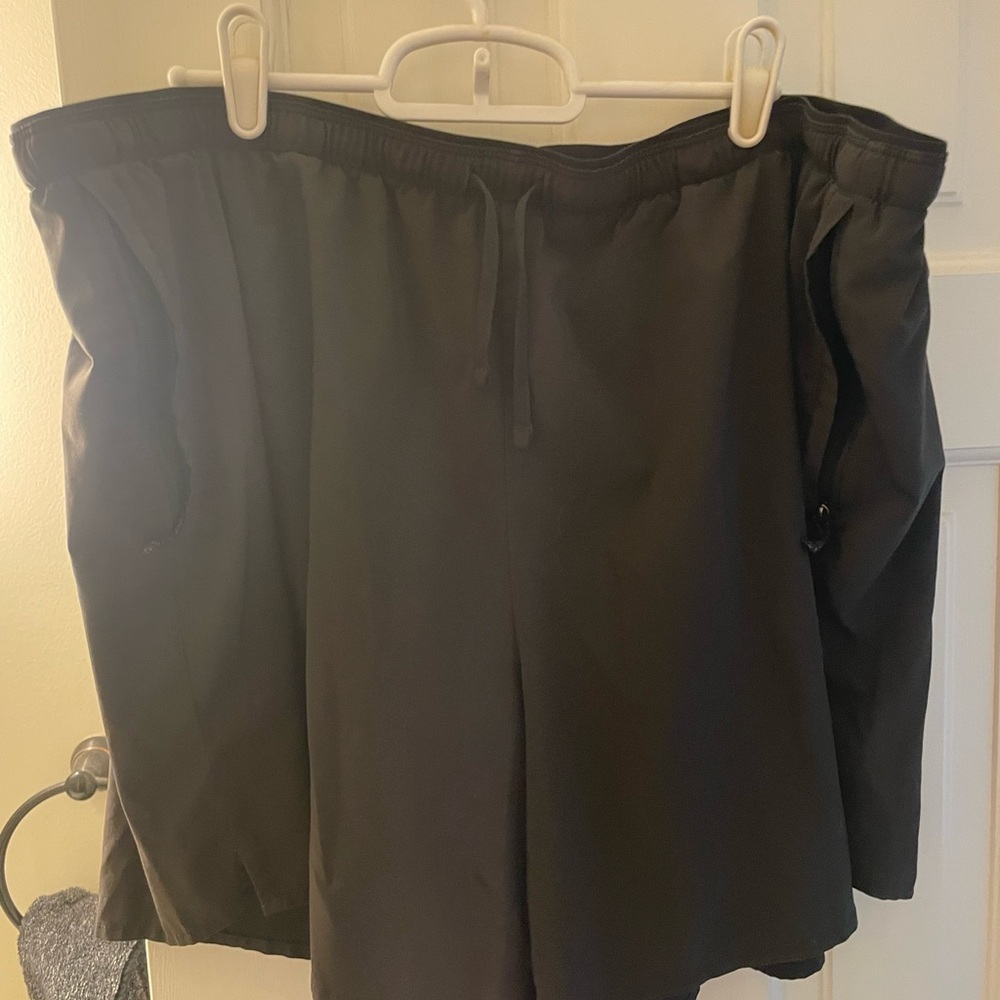Men's Black Athletic Drawstring Shorts